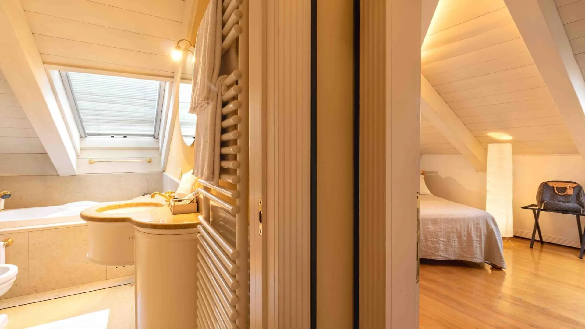 Locami Terraglio Luxury Rooms Бассано-дель-Граппа 0*,  Италия